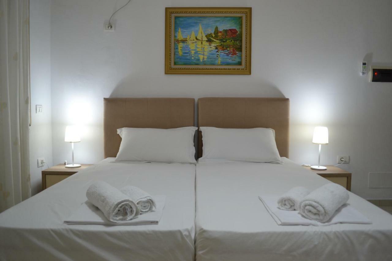 Seaview Bay Studio & Private Garage Vlorë Екстериор снимка