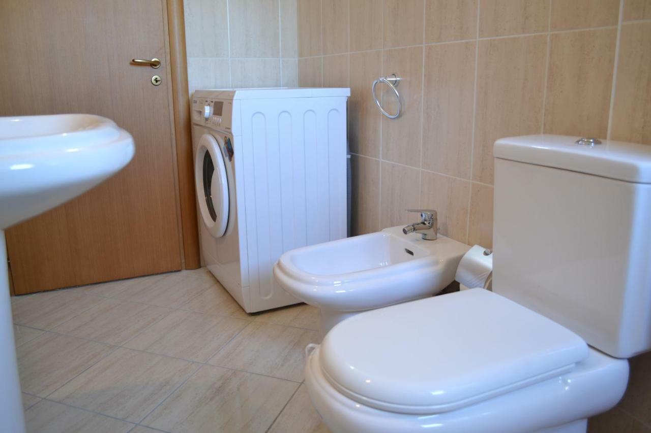 Seaview Bay Studio & Private Garage Vlorë Екстериор снимка
